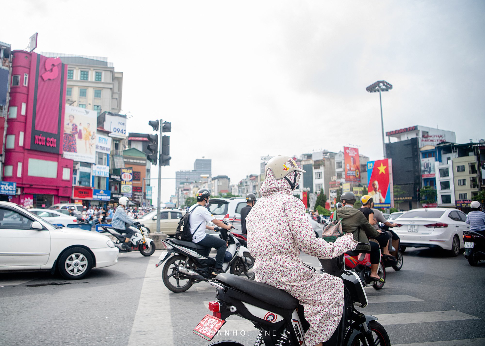 HANOI, VIETNAM / 2019 7